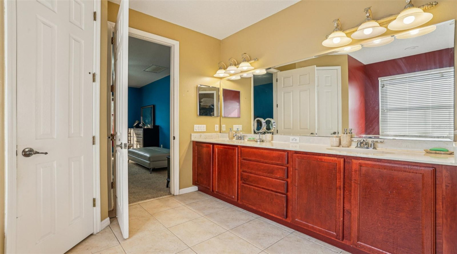 Separate water closet