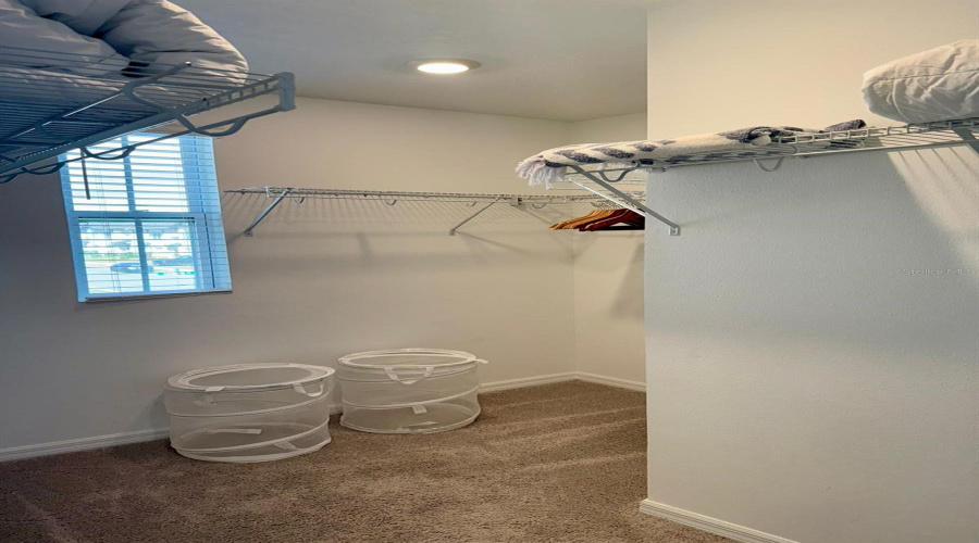 DAVENPORT, Florida 33896, 3 Bedrooms Bedrooms, ,2 BathroomsBathrooms,Residential,For Sale,LONGBOAT DR,0,MFRS5138529