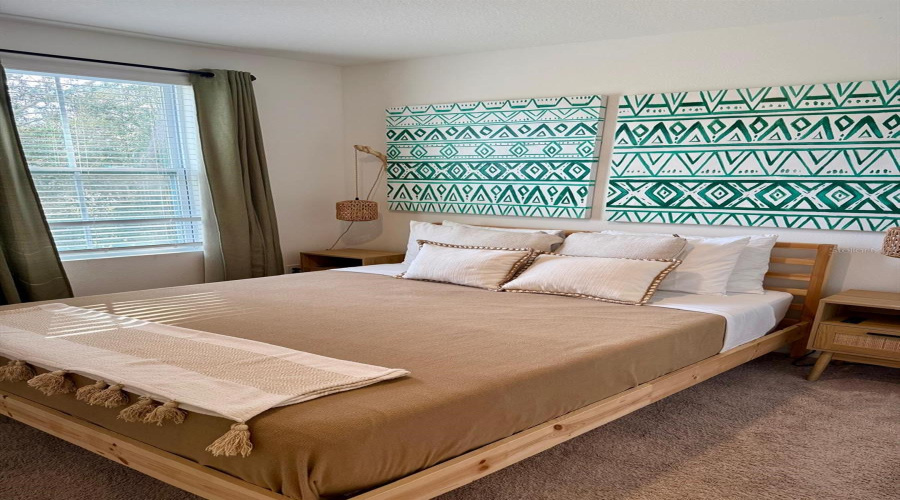 DAVENPORT, Florida 33896, 3 Bedrooms Bedrooms, ,2 BathroomsBathrooms,Residential,For Sale,LONGBOAT DR,0,MFRS5138529