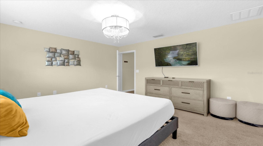 KISSIMMEE, Florida 34747, 4 Bedrooms Bedrooms, ,3 BathroomsBathrooms,Residential,For Sale,BANANA PALM,0,MFRS5138629