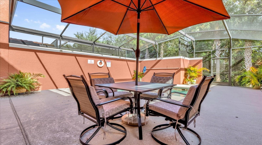 KISSIMMEE, Florida 34747, 4 Bedrooms Bedrooms, ,3 BathroomsBathrooms,Residential,For Sale,BANANA PALM,0,MFRS5138629