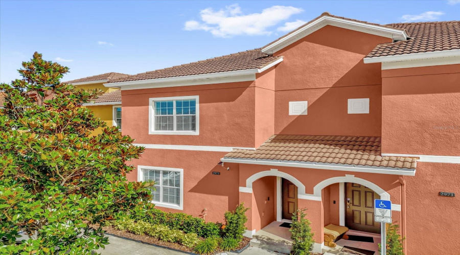 KISSIMMEE, Florida 34747, 4 Bedrooms Bedrooms, ,3 BathroomsBathrooms,Residential,For Sale,BANANA PALM,0,MFRS5138629