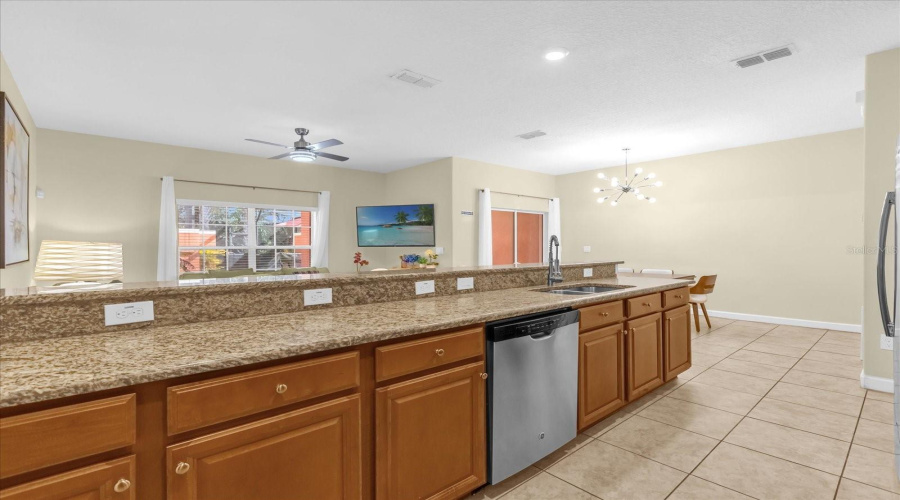 KISSIMMEE, Florida 34747, 4 Bedrooms Bedrooms, ,3 BathroomsBathrooms,Residential,For Sale,BANANA PALM,0,MFRS5138629