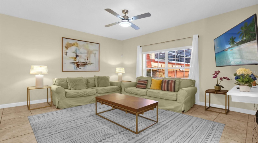 KISSIMMEE, Florida 34747, 4 Bedrooms Bedrooms, ,3 BathroomsBathrooms,Residential,For Sale,BANANA PALM,0,MFRS5138629