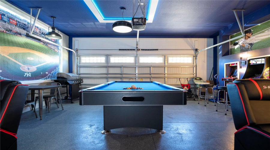 KISSIMMEE, Florida 34747, 6 Bedrooms Bedrooms, ,6 BathroomsBathrooms,Residential,For Sale,SOUTHFIELD,0,MFRO6359557