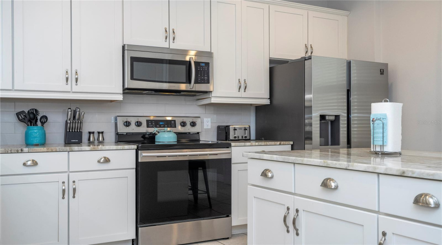 KISSIMMEE, Florida 34747, 6 Bedrooms Bedrooms, ,6 BathroomsBathrooms,Residential,For Sale,SOUTHFIELD,0,MFRO6359557