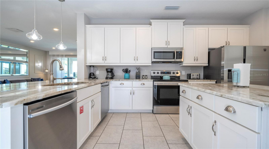 KISSIMMEE, Florida 34747, 6 Bedrooms Bedrooms, ,6 BathroomsBathrooms,Residential,For Sale,SOUTHFIELD,0,MFRO6359557