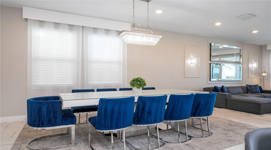 KISSIMMEE, Florida 34747, 6 Bedrooms Bedrooms, ,6 BathroomsBathrooms,Residential,For Sale,SOUTHFIELD,0,MFRO6359557