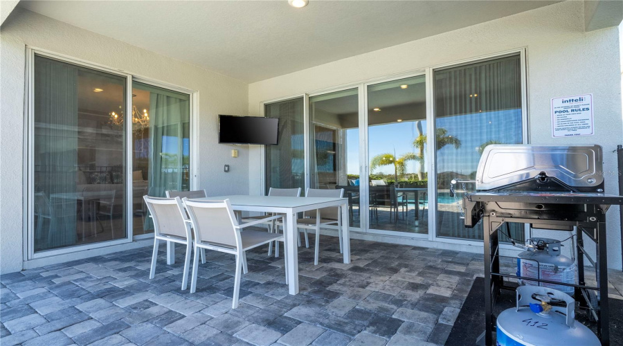 KISSIMMEE, Florida 34747, 6 Bedrooms Bedrooms, ,6 BathroomsBathrooms,Residential,For Sale,SOUTHFIELD,0,MFRO6359557