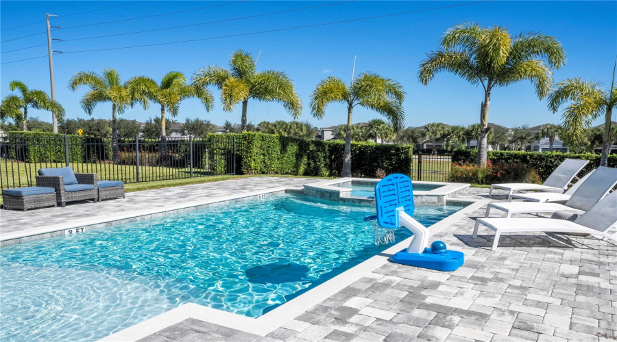 KISSIMMEE, Florida 34747, 6 Bedrooms Bedrooms, ,6 BathroomsBathrooms,Residential,For Sale,SOUTHFIELD,0,MFRO6359557