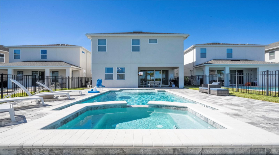 KISSIMMEE, Florida 34747, 6 Bedrooms Bedrooms, ,6 BathroomsBathrooms,Residential,For Sale,SOUTHFIELD,0,MFRO6359557