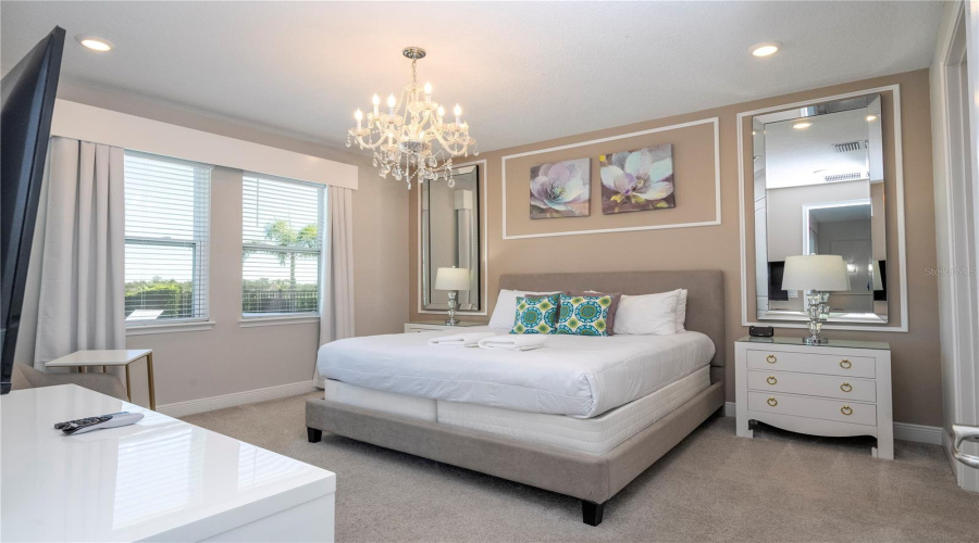 KISSIMMEE, Florida 34747, 6 Bedrooms Bedrooms, ,6 BathroomsBathrooms,Residential,For Sale,SOUTHFIELD,0,MFRO6359557