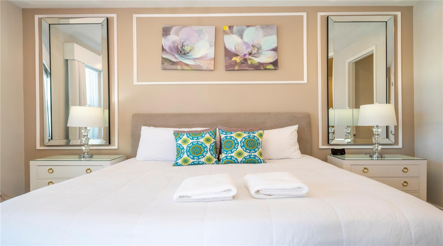 KISSIMMEE, Florida 34747, 6 Bedrooms Bedrooms, ,6 BathroomsBathrooms,Residential,For Sale,SOUTHFIELD,0,MFRO6359557