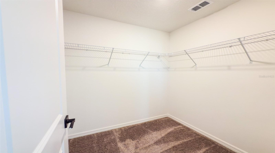 DAVENPORT, Florida 33896, 3 Bedrooms Bedrooms, ,2 BathroomsBathrooms,Residential,For Sale,WESTSIDE HILLS,0,MFRO6360265