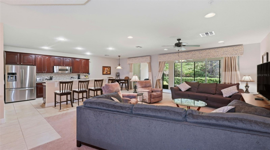 DAVENPORT, Florida 33896, 3 Bedrooms Bedrooms, ,2 BathroomsBathrooms,Residential,For Sale,LISBON,0,MFRO6360870