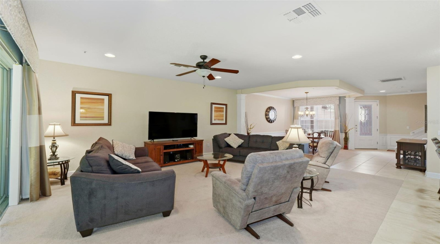 DAVENPORT, Florida 33896, 3 Bedrooms Bedrooms, ,2 BathroomsBathrooms,Residential,For Sale,LISBON,0,MFRO6360870