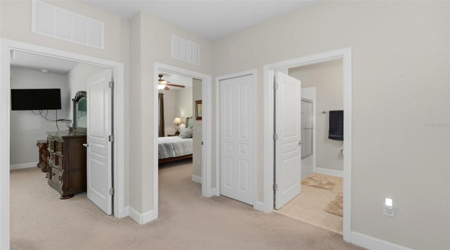 DAVENPORT, Florida 33896, 3 Bedrooms Bedrooms, ,2 BathroomsBathrooms,Residential,For Sale,LISBON,0,MFRO6360870