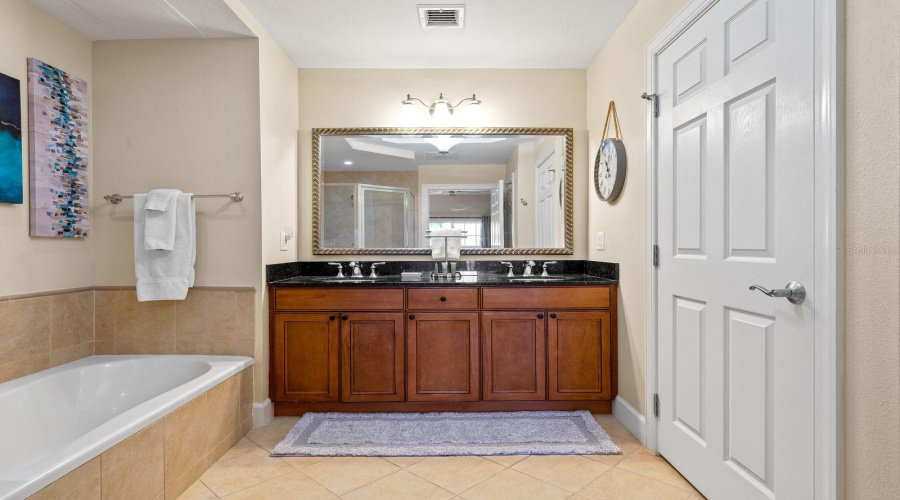 REUNION, Florida 34747, 3 Bedrooms Bedrooms, ,3 BathroomsBathrooms,Residential,For Sale,CENTRE COURT RIDGE,0,MFRO6360782