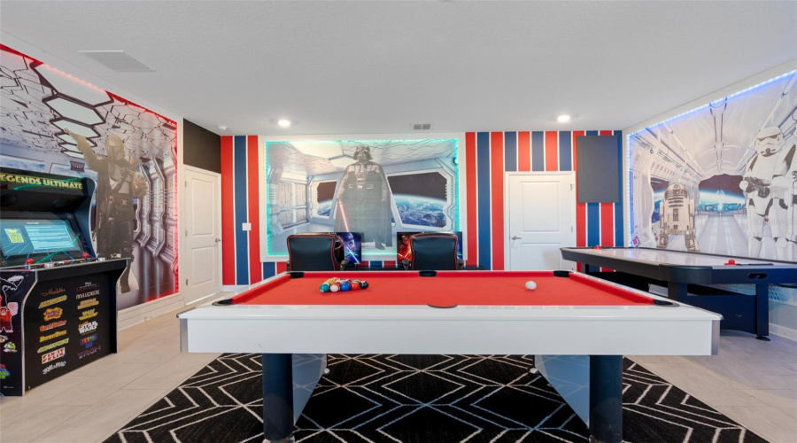 DAVENPORT, Florida 33896, 7 Bedrooms Bedrooms, ,5 BathroomsBathrooms,Residential,For Sale,SOMMERSET HILLS,0,MFRS5138624