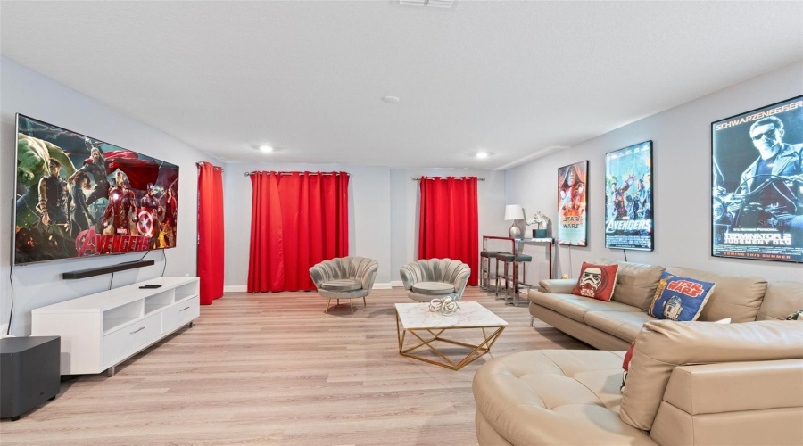 DAVENPORT, Florida 33896, 7 Bedrooms Bedrooms, ,5 BathroomsBathrooms,Residential,For Sale,SOMMERSET HILLS,0,MFRS5138624