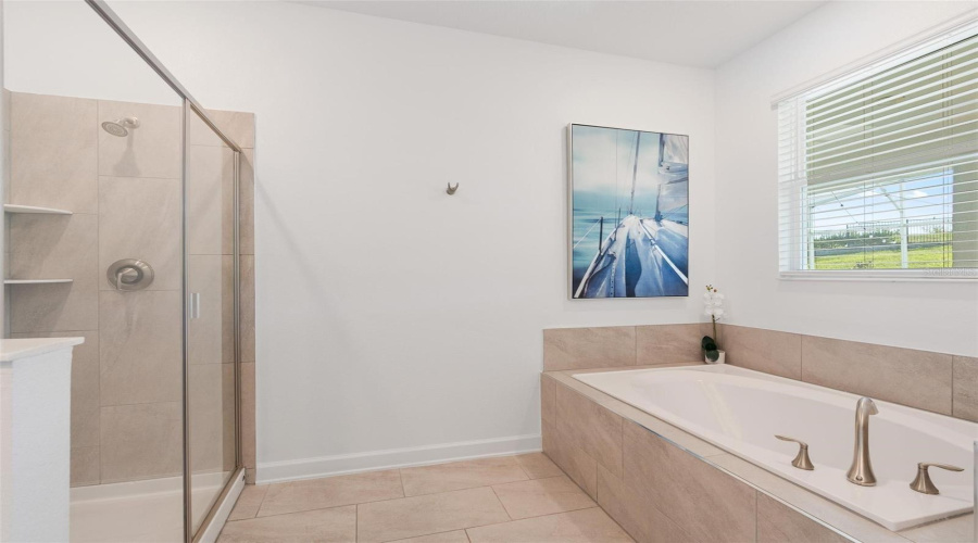 DAVENPORT, Florida 33896, 7 Bedrooms Bedrooms, ,5 BathroomsBathrooms,Residential,For Sale,SOMMERSET HILLS,0,MFRS5138624