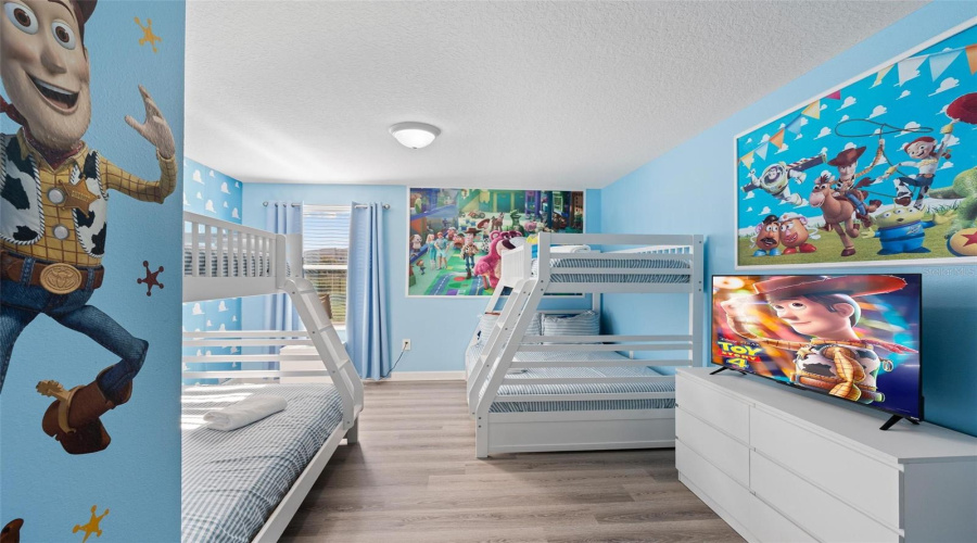 DAVENPORT, Florida 33896, 7 Bedrooms Bedrooms, ,5 BathroomsBathrooms,Residential,For Sale,SOMMERSET HILLS,0,MFRS5138624