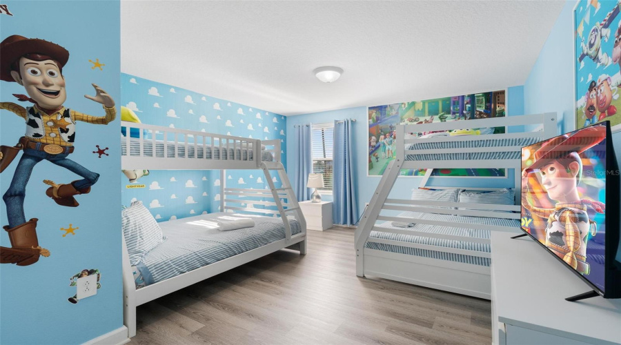 DAVENPORT, Florida 33896, 7 Bedrooms Bedrooms, ,5 BathroomsBathrooms,Residential,For Sale,SOMMERSET HILLS,0,MFRS5138624