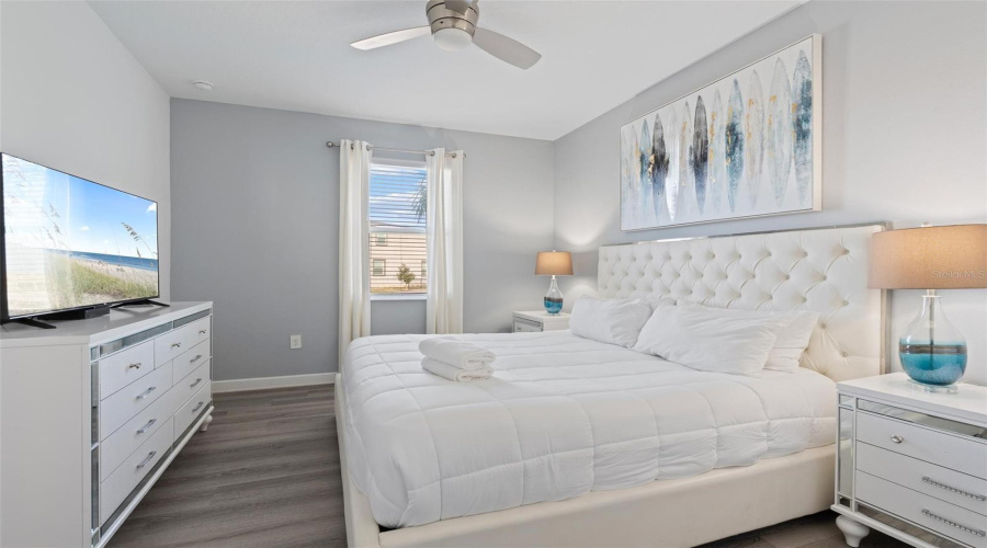 DAVENPORT, Florida 33896, 7 Bedrooms Bedrooms, ,5 BathroomsBathrooms,Residential,For Sale,SOMMERSET HILLS,0,MFRS5138624