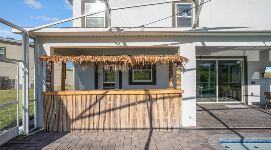 DAVENPORT, Florida 33896, 7 Bedrooms Bedrooms, ,5 BathroomsBathrooms,Residential,For Sale,SOMMERSET HILLS,0,MFRS5138624