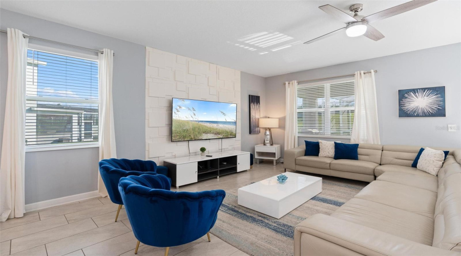 DAVENPORT, Florida 33896, 7 Bedrooms Bedrooms, ,5 BathroomsBathrooms,Residential,For Sale,SOMMERSET HILLS,0,MFRS5138624