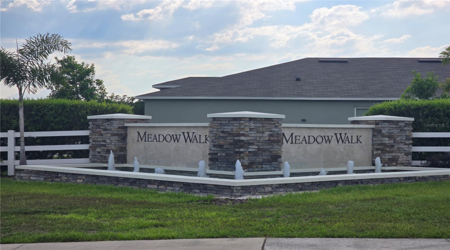 DAVENPORT, Florida 33897, 5 Bedrooms Bedrooms, ,3 BathroomsBathrooms,Residential,For Sale,FOX SQUIRREL,0,MFRP4934869