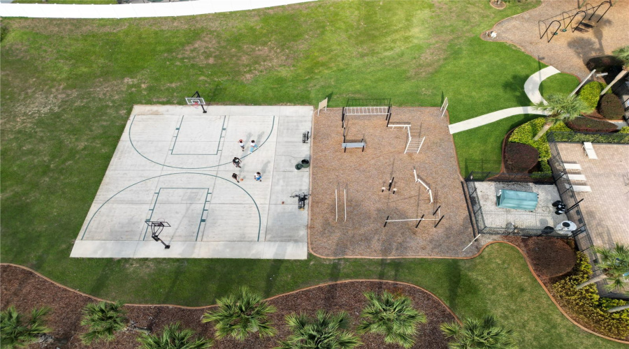 DAVENPORT, Florida 33897, 5 Bedrooms Bedrooms, ,3 BathroomsBathrooms,Residential,For Sale,FOX SQUIRREL,0,MFRP4934869