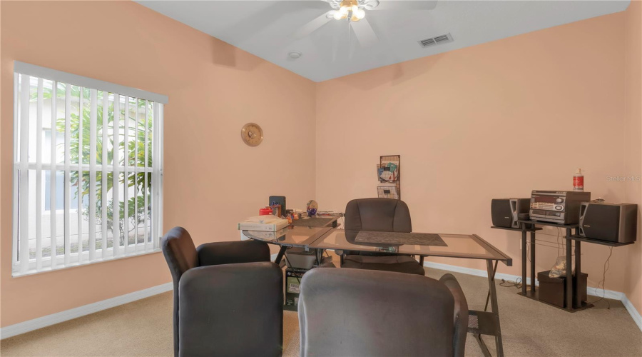KISSIMMEE, Florida 34746, 4 Bedrooms Bedrooms, ,3 BathroomsBathrooms,Residential,For Sale,MEADOW VIEW,0,MFRR4910195