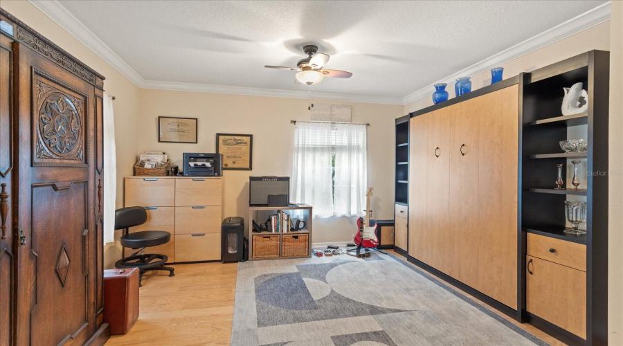 Office/Den Murphy Bed