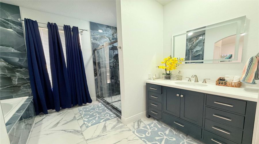 KISSIMMEE, Florida 34747, 4 Bedrooms Bedrooms, ,3 BathroomsBathrooms,Residential,For Sale,SUN PALM,0,MFRO6361053