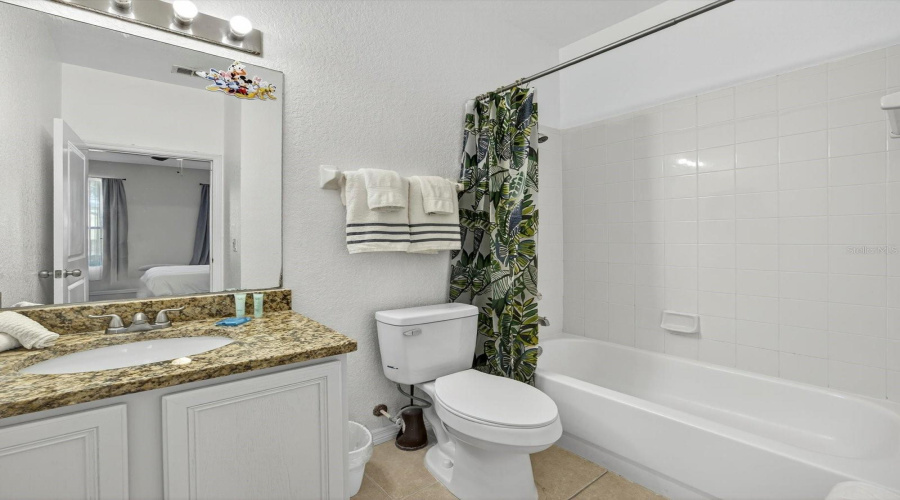 DAVENPORT, Florida 33897, 4 Bedrooms Bedrooms, ,3 BathroomsBathrooms,Residential,For Sale,CALABRIA,0,MFRO6361101