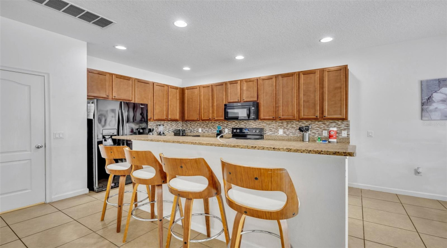 DAVENPORT, Florida 33837, 6 Bedrooms Bedrooms, ,5 BathroomsBathrooms,Residential,For Sale,OAKBOURNE,0,MFRO6019866