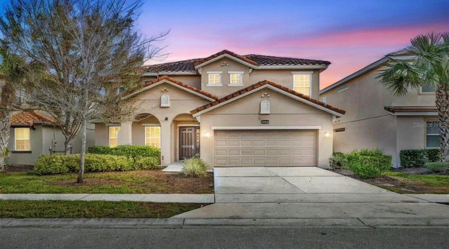 DAVENPORT, Florida 33837, 6 Bedrooms Bedrooms, ,5 BathroomsBathrooms,Residential,For Sale,OAKBOURNE,0,MFRO6019866