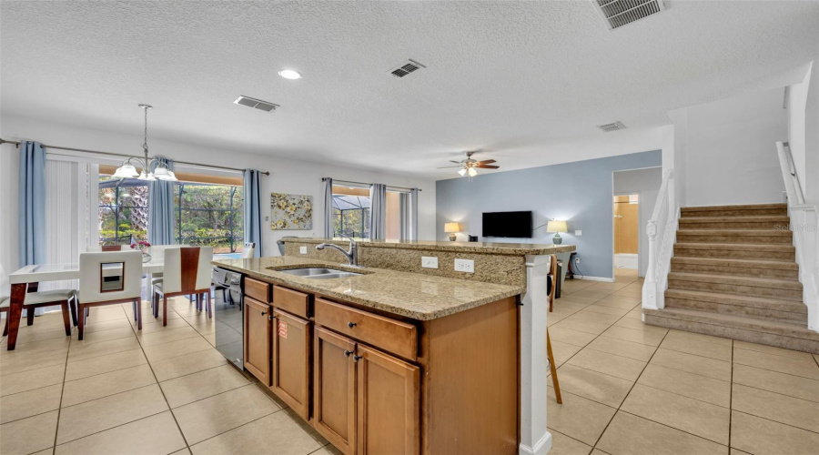 DAVENPORT, Florida 33837, 6 Bedrooms Bedrooms, ,5 BathroomsBathrooms,Residential,For Sale,OAKBOURNE,0,MFRO6019866