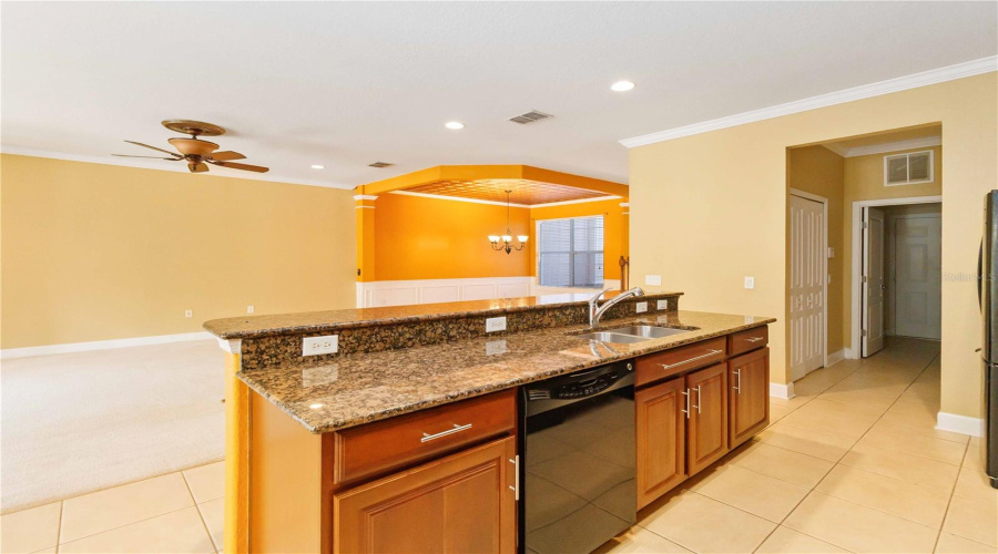 DAVENPORT, Florida 33896, 3 Bedrooms Bedrooms, ,2 BathroomsBathrooms,Residential,For Sale,RIVERDALE LN,0,MFRO6355333