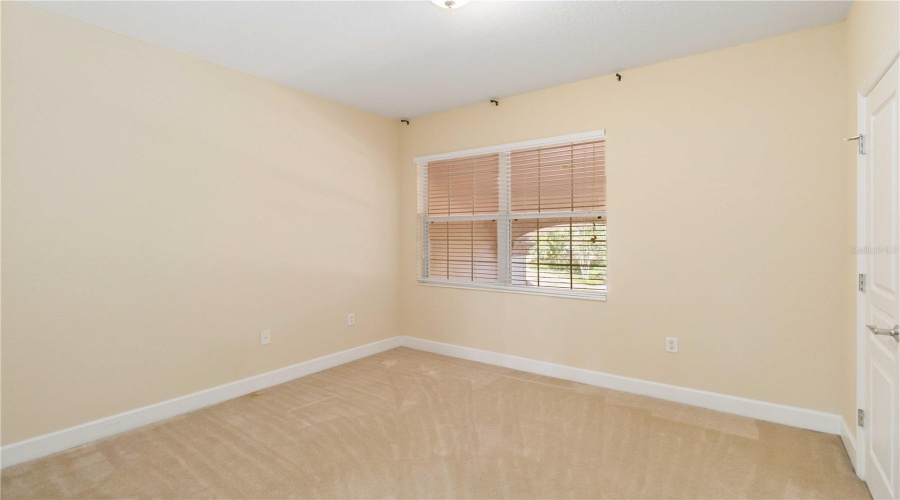 DAVENPORT, Florida 33896, 3 Bedrooms Bedrooms, ,2 BathroomsBathrooms,Residential,For Sale,RIVERDALE LN,0,MFRO6355333