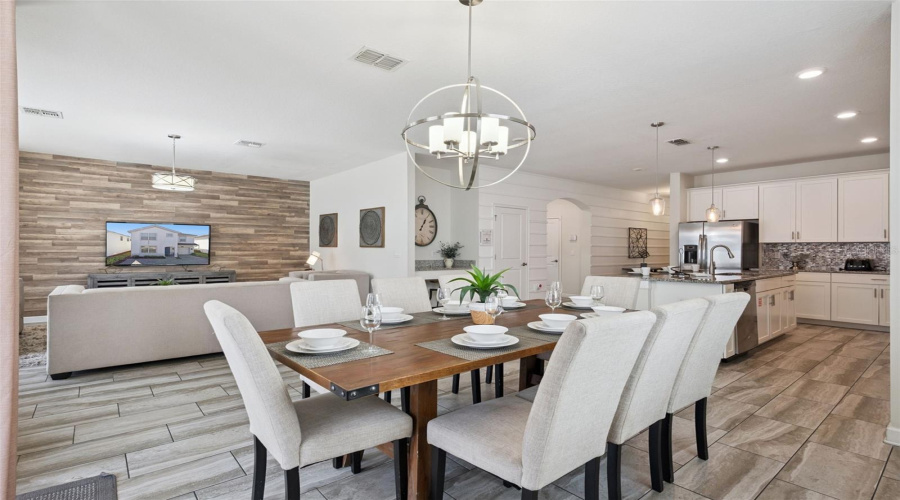 KISSIMMEE, Florida 34746, 6 Bedrooms Bedrooms, ,5 BathroomsBathrooms,Residential,For Sale,SLEEPY HOLLOW,0,MFRS5138682