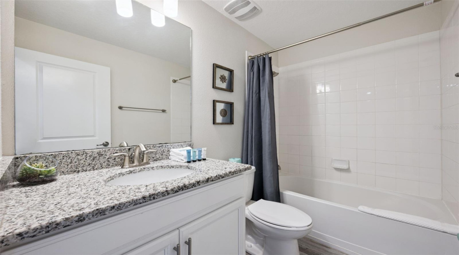 KISSIMMEE, Florida 34746, 6 Bedrooms Bedrooms, ,5 BathroomsBathrooms,Residential,For Sale,SLEEPY HOLLOW,0,MFRS5138682