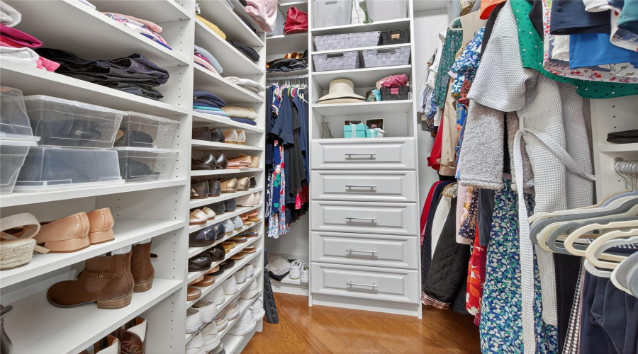 Walk-in closet
