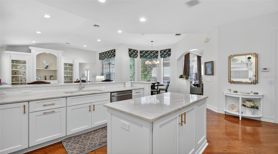 Kitchen with Center Island