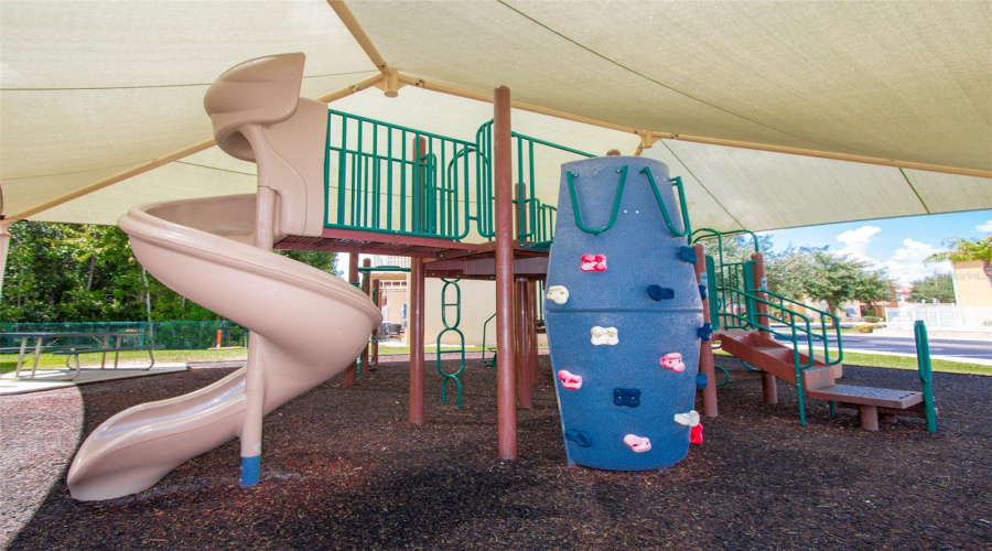 KISSIMMEE, Florida 34746, 3 Bedrooms Bedrooms, ,2 BathroomsBathrooms,Residential,For Sale,PARK RIDGE,0,MFRO6359423