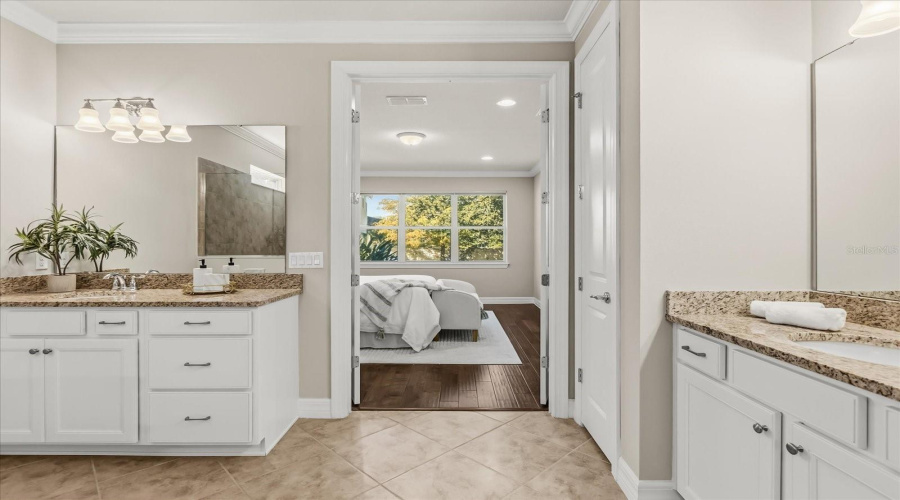 ORLANDO, Florida 32836, 3 Bedrooms Bedrooms, ,2 BathroomsBathrooms,Residential,For Sale,BERRY CREEK,0,MFRO6361129