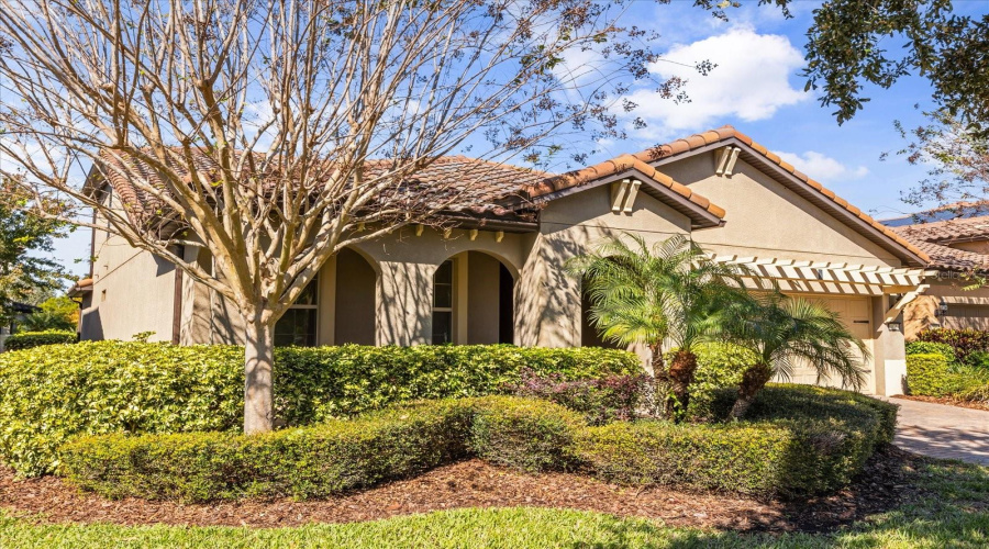 ORLANDO, Florida 32836, 3 Bedrooms Bedrooms, ,2 BathroomsBathrooms,Residential,For Sale,BERRY CREEK,0,MFRO6361129