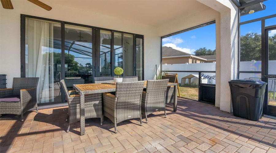 DAVENPORT, Florida 33837, 4 Bedrooms Bedrooms, ,3 BathroomsBathrooms,Residential,For Sale,BRIDGEFORD CROSSING,0,MFRO6359778