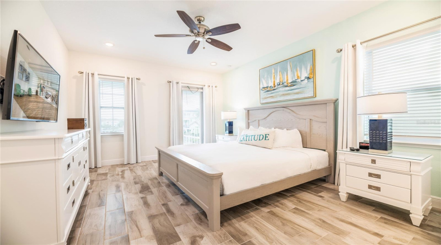 KISSIMMEE, Florida 34747, 6 Bedrooms Bedrooms, ,6 BathroomsBathrooms,Residential,For Sale,SURF,0,MFRO6361261